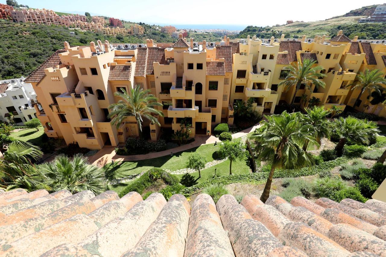 Duquesa Village Apartment - 2 Bed/2 Bath Apartment With Panoramic Sea Views Manilva Exterior photo